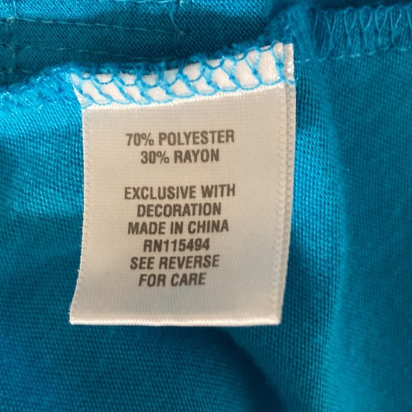 Dressbarn Short Sleeve Pullover Embellished Front Top Size 2X - Picture 9 of 10